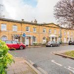 Bright Vauxhall Home with Garden