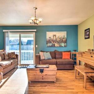 Spacious Lafayette Retreat - 20 Mi to Denver!