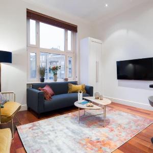 The Kensington Palace Retreat - Modern 2BDR Flat