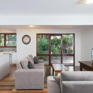 Barefoot Beach House 24 Essendene Road