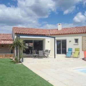 Stunning home in Ginestas w/ Outdoor swimming pool Outdoor swimming pool and 3 Bedrooms