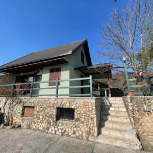 Almond Buna PoolHouse
