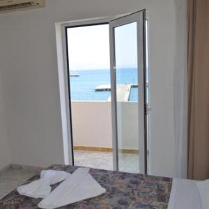 Achilleas Hotel Apartments