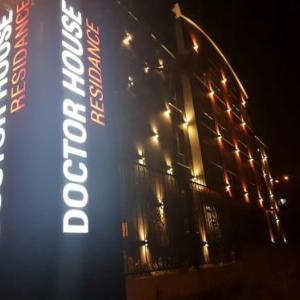 Doctor House Hotel