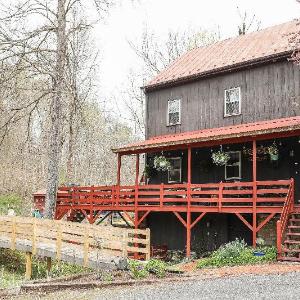 Osceola Mill Bed & Breakfast