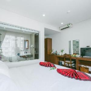 New Century Hotel Cau Giay