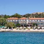 Pebble Beach Hotel Plomarion