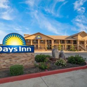 Days Inn by Wyndham Galt