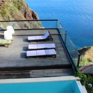 House with 4 bedrooms in Canico with wonderful sea view private pool enclosed garden