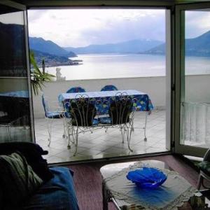 Apartment with 2 bedrooms in Luino with wonderful lake view furnished terrace and WiFi 3 km from the beach