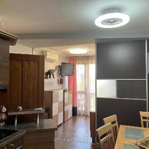 Brookforest Family Apartman