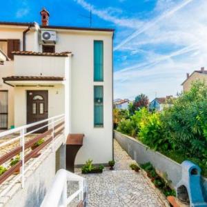 Comfortable apartment PUH with built barbecue in Pula