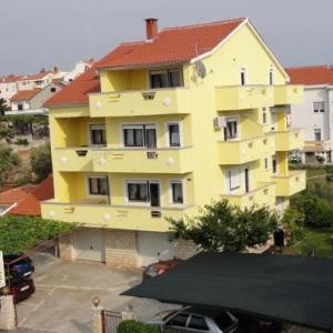 Apartments Vinko-100m from beach