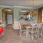 421 Arbor Trace condo