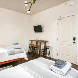 Near Downtown Sleeps 3 Studio