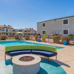 WanderJaunt - South Scottsdale Apartments