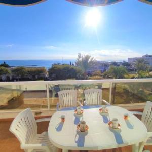 JARDINES DEL PUERTO Primera línea de playa ALBERT VILLAS