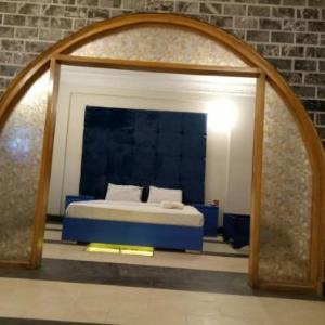 Hotel Crown Plaza Near Karachi Airport Darul sehat Hospital Dow Agha khan and Liaqat Hospital
