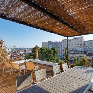 Duplex  with amazing Tagus river view rooftop