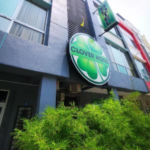 Clover Hotel