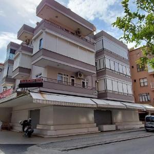 Kleopatra beach apartments