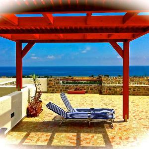 In Southern Crete Filoxenia Villa is a group of ten holiday apartments