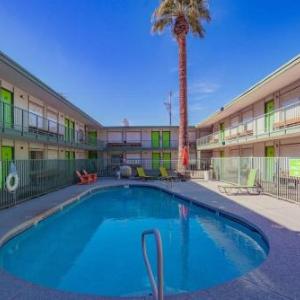 WanderJaunt -- Classic Downtown Phoenix Apartments