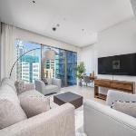 ALH Vacay - Luxurious 2 Bedrooms in Marina Gate 