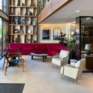Via Sants Hotel Barcelona Tapestry Collection by Hilton