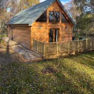 Kestrel Lodge 3 with Hot Tub