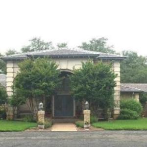 Live Oaks Bed and Breakfast 