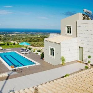 Villa Horizon - Elegance Privacy with Scenic Views - Extended Pool