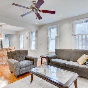 PET FRIENDLY! Historic River West Neighborhood - Easy Access to O'Hare apts