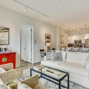 Sheridan Park Stunner! No Matter if You Are in Town for Business or Fun This Property Has You Covered apts