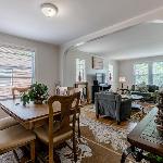 Enjoy Evanston! Slow Down After a Busy Day Sight Seeing - Walking Distance from Public Transportation apts Evanston Illinois