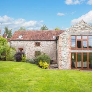 Oldbury-on-Severn Villa Sleeps 9