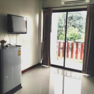 Pra-Ae Lanta Apartment