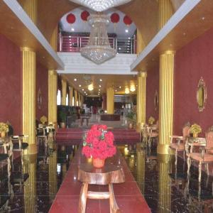 OYO 2574 Z Suites Hotel