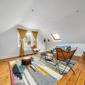 NEW Bohemian 2 Bedroom Victorian Flat in Dalston