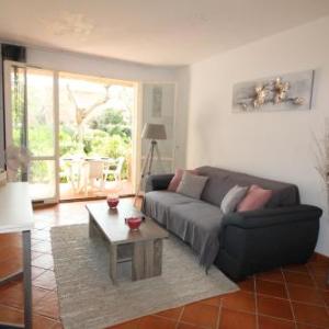 Bastia Marana- Appartement en rdj pour 4 personnes- bord de mer- BIA 881 PIN148