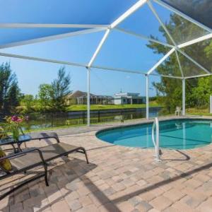 Amazing outdoor living on a freshwater canal 4 bedrooms pet-friendly - Villa Becky