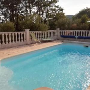 House with POOL in the countryside of Provence