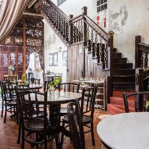 Carnarvon House