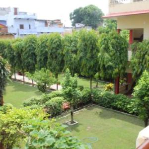 Singh Guest House