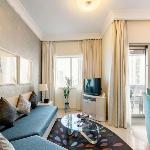 Stunning Burj Khalifa View | 1 BR in ♥ of Downtown Dubai