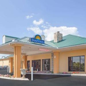 Days Inn by Wyndham Lenoir City