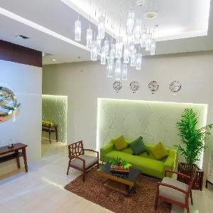Zerenity Hotel & Suites