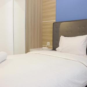 Pleasant Studio Semi Apartment at The Lodge Paskal near BINUS University By Travelio