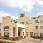 Holiday Inn Express Hotel & Suites Austin - Round Rock