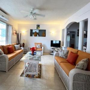 Graceville Beach House - by ZenBreak